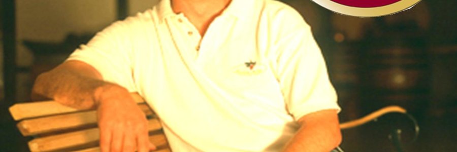 Gansbaai Lomond skitter in Goud op Decanter World Wine Awards Kobus Gerber Lomond Wynmaker_1